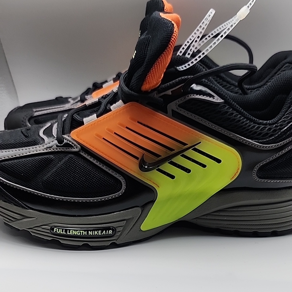 Nike Men's Black and Orange Athletic Shoes Pegasus Wave